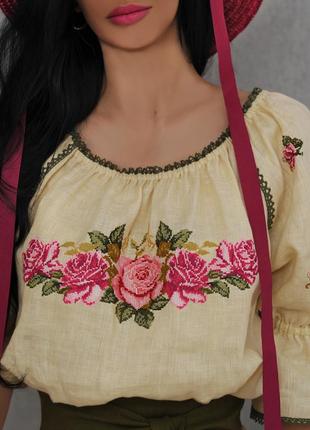 Невероятное платье с ручной вышивкой «розовые лепестки»8 фото