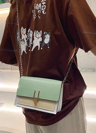 Стильна і модна жіноча міні сумочка клатч. маленька сумка на ланцюжку для дівчини різнокольорова