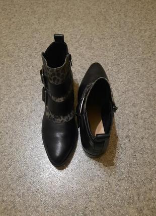 Ботинки кожаные женские  klarks8 фото