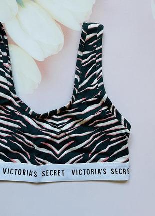 Коттоновый топ victoria's secret logo cotton scoop bralette. оригинал2 фото