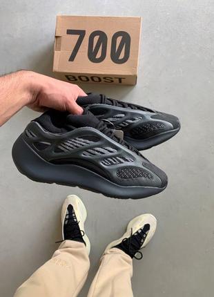 Чоловічі кросівки adidas yeezy boost 700 v3 black alvah