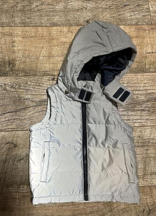 Светоотражающая жилетка тепла