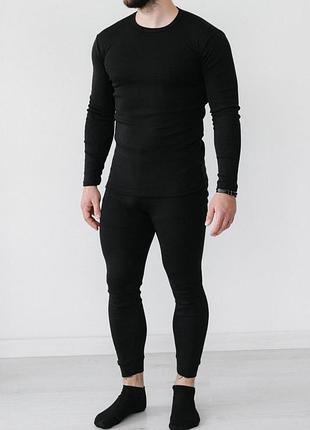 Мужское однотонное трикотажное термобелье удобное теплое черного цвета