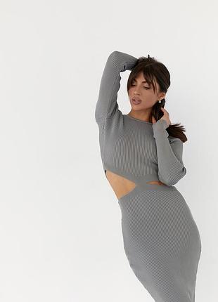 Жіноча в‘язана сукня з розрізами