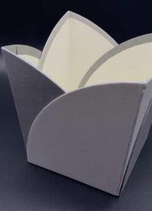 Коробка подарункова для квітів картонна з ручкою колір сірий. 16х15см / коробка подарункова для квітів картонна з ручкою колір