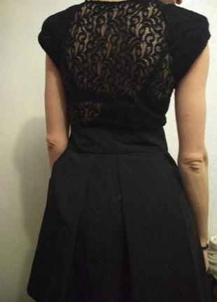 Очень хорошенькое платье чорного цвета4 фото