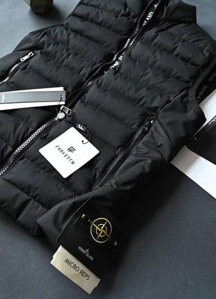 Stone island желетка in stock