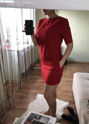 Стильное красное платье2 фото