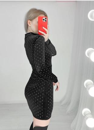 Черное велюровое платье с камушками h&amp;m4 фото