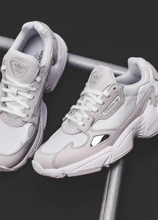 Кросівки жінок. adidas skin falcon originals (арт. b28128)