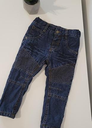 Фирменные джинсы