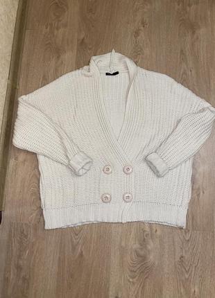 Кофта кардиган молочного кольору