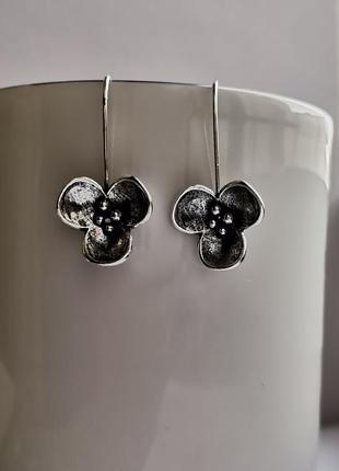 Сережки незвичайні квіти серьги цветы