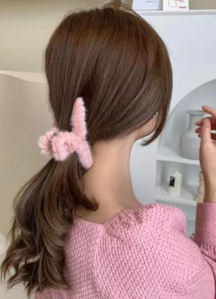 Мягкая пушистая заколка, крабик для волос