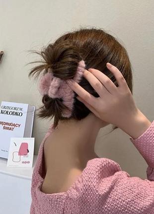 Мягкая пушистая заколка, крабик для волос