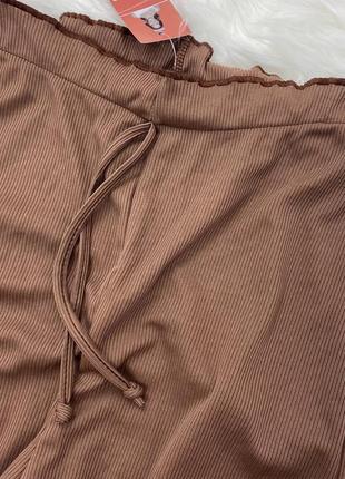 Брюки клеш в рубчик врубчик коричневые широкие брюки классические3 фото