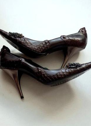 Туфлі класика шпилька шкіра лодочки shy італія