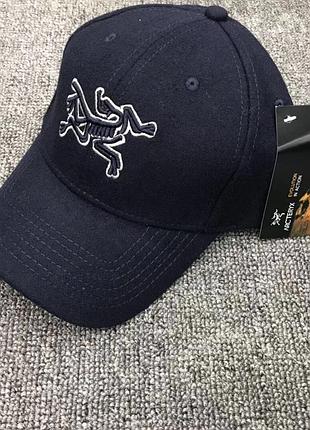 Кепка бейсболка arcteryx полушерсть