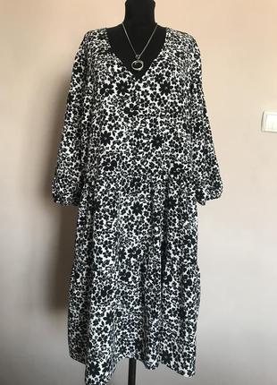 Жіноче шовкове ярусне плаття