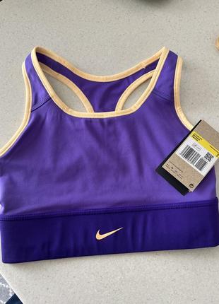Новый топ nike