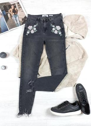 Брюки джинсы с вышивкой женские jenna new look1 фото
