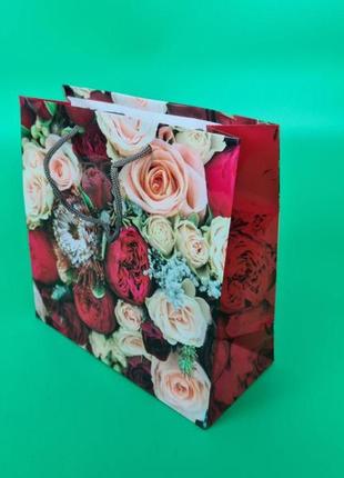 Пакет паперовий подарунковий квадратний 23*24*10 (артkv-225) (12 шт.)