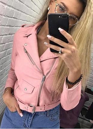 Куртка-косуха в стиле zara
🔝🔝🔝фабричный китай!!!🔝🔝🔝
✒размеры розовой - m(42), l(44), xl(46)
✒ткань - качественная эко-кожа
цвета: розовый