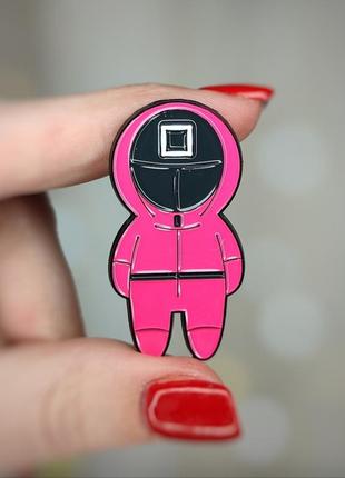 Металевий значок - пін "гра в кальмара"  (знач0156)