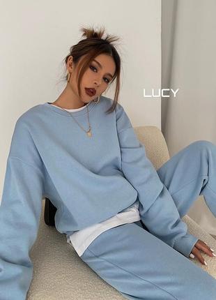 Костюм тройка