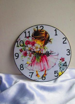 Настінний годинник 'малюшка' в дитячу кімнату, для дівчинки, подарунок доньці