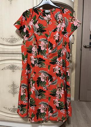 Платье в цветочный принт asos батал 20рр2 фото