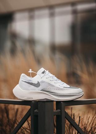Nike air zoom vaporfly white, мужественные кроссовки найк зум бнлые, кроссовки мужские найм аир зум весна лето