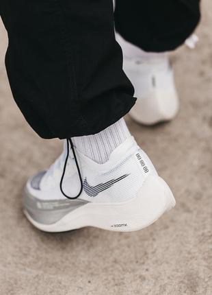 Nike air zoom vaporfly white, мужественные кроссовки найк зум бнлые, кроссовки мужские найм аир зум весна лето10 фото