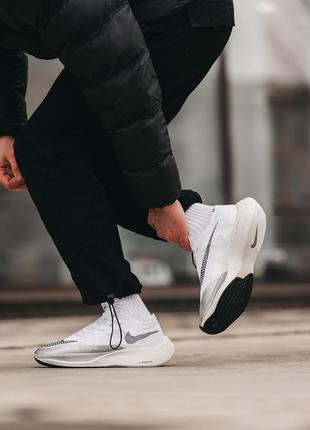 Nike air zoom vaporfly white, мужественные кроссовки найк зум бнлые, кроссовки мужские найм аир зум весна лето4 фото