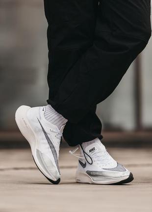 Nike air zoom vaporfly white, мужественные кроссовки найк зум бнлые, кроссовки мужские найм аир зум весна лето7 фото