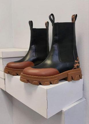 Шкіряні черевики ручної роботи по індивідуальним міркам