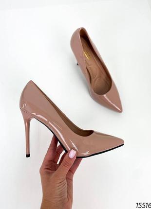 Туфлі лодочки бежеві