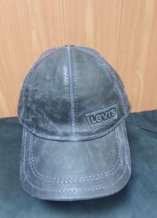 Бейсболка кожа