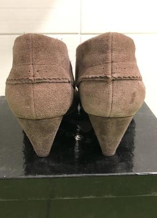 Коричневые демисезонные замшевые женские ботинки 20194 фото