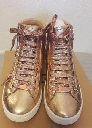 Высокие кеды кожаные ugg metallic rose gold eur 38.5 us 8, 55 фото