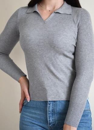 Кофта поло в рубчик з довгим рукавом серый