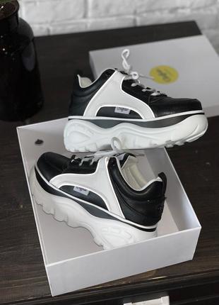 Шикарні жіночі кросівки на платформі buffalo black white 😍 (весна/ літо/ осінь)3 фото