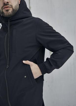 Мужская куртка из soft shell с капюшоном черная весенняя осенняя | ветровка водонепроницаемая демисезонная5 фото