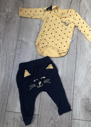 Комплект боді та штани 3-9 міс
