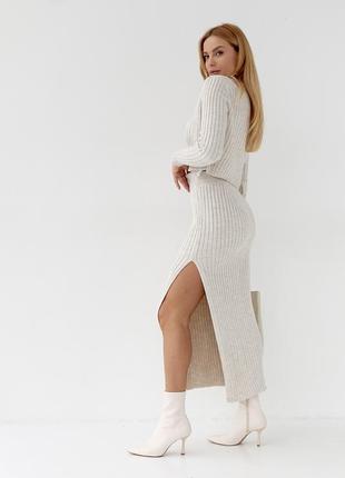 Жіночий костюм зі спідницею, кардиганом і топом2 фото