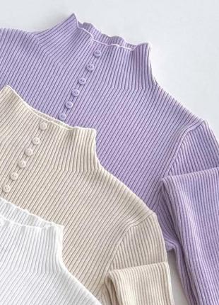 Водолозка гольфик в рубчик с пуговицами