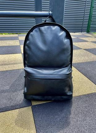 Стильный, черный рюкзак из эко кожи3 фото