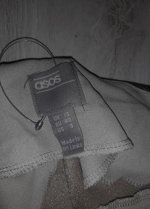 Атласная блестящая мини-платье с драпировкой asos design.8 фото