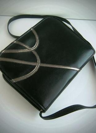 Красива вінтажна сумка-малечко крос-боді, з натуральної шкіри. lotus.