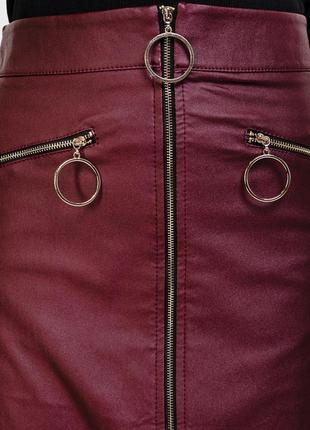Кожаная бордовая мини юбка на молнии / из эко кожи4 фото